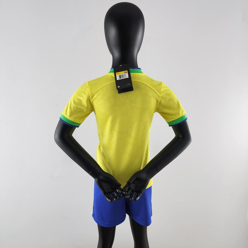 Conjunto Kids Nike Brasil 2022